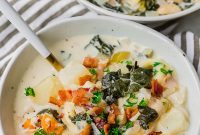 One-Pot Tuscan Tortellini Bacon Soup