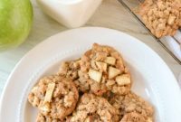 Warm Apple Cinnamon Oat Delights