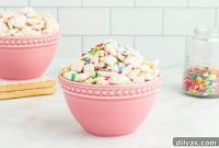 Simple Funfetti Snack Mix