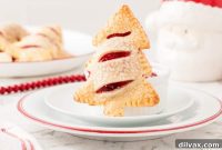 Crimson Yuletide Pockets