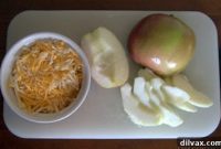 Harvest Apple and Cheesy Chicken Bake