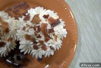 Maple Buttercream Cinnamon French Toast Cupcakes