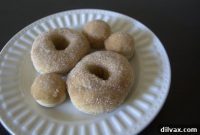 Autumn Spice Baked Apple Cider Doughnuts