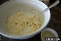 Creamy Golden Potatoes Au Gratin