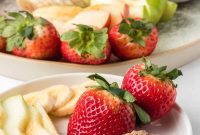 Luscious Chocolate Peanut Butter Fruit Dip