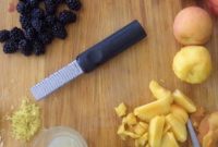 Blackberry Peach Streusel Pie