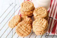 Irresistible Peanut Butter Bites