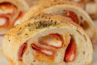 Cheesy Pepperoni Bread