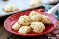 Pillowy Cream Cheese Cookies