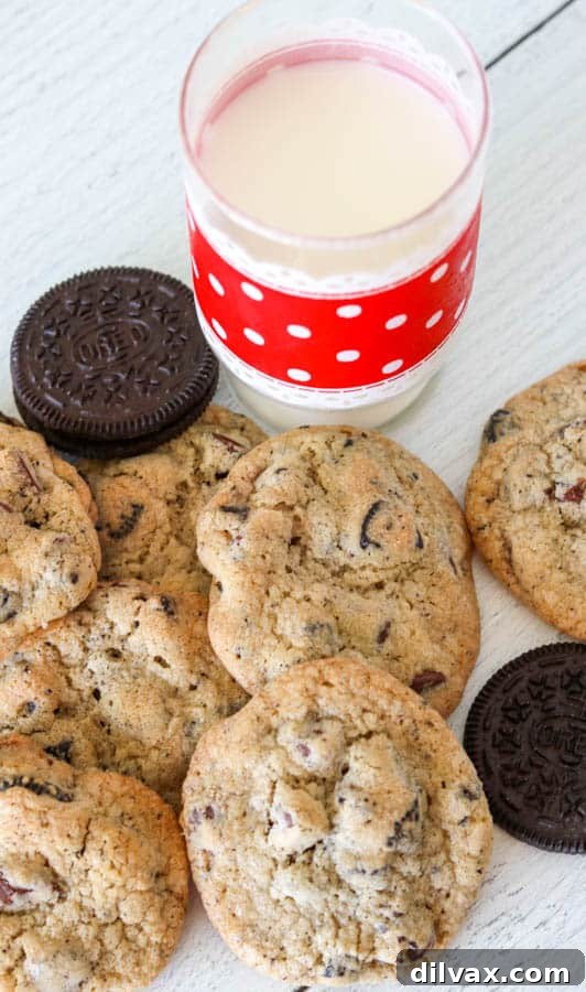 Oreo Chocolate Chip Cookies are two favorites combined into one great one! Oreo Chocolate Chip Cookies perfectly combine two all-time favorites into one incredible cookie.