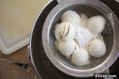 Cranberry Ginger Sugar Cookies Kicking Off Our 2012 12 Days of Cookies 6 Perfectly round Cranberry Ginger Sugar Cookies, a testament to a clever baking hack.