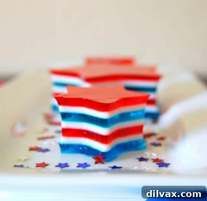 4th of July Jell-O Stars make your patriotic celebration more fun! The 7-layer version.