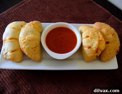 Bite Sized Pepperoni Calzones 2 Delicious Mini Pepperoni Calzones, perfect finger food