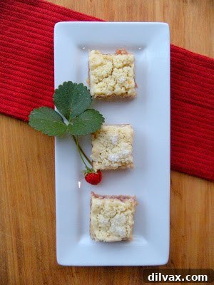 A single piece of Hungarian shortbread on a white napkin