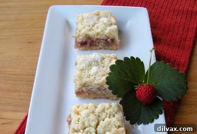 Close-up of the crumbly topping of the Hungarian Shortbread
