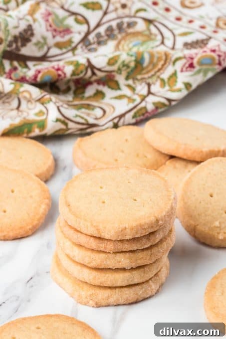 Easy cookies made with a high-quality butter, sugar and flour.