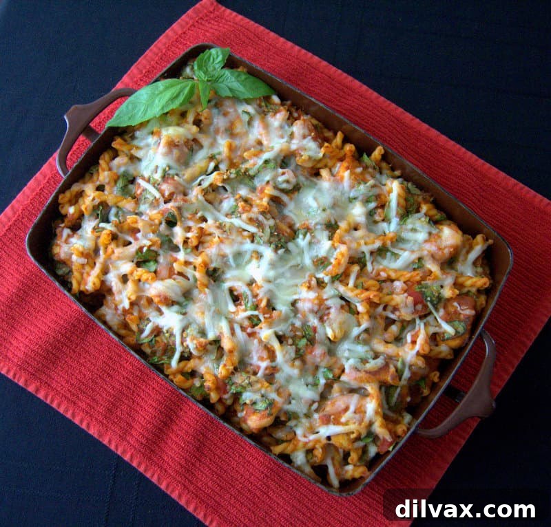 Hearty Chicken Parmesan Spinach Pasta Bake 4 Chicken Parmesan Spinach Pasta Bake - a delicious new twist on an old favorite!