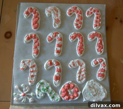 Mixed meringue shapes due to running out of red meringue