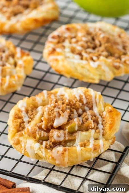 Apple Crisp Danish