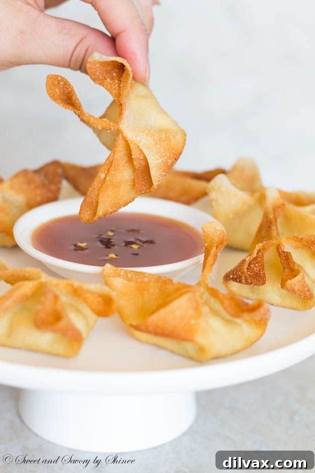 Crispy Jalapeno Cream Cheese Wontons