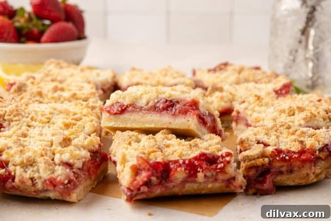 Easy Strawberry Bars with a crumbly topping