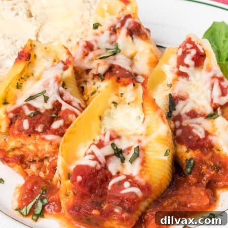 Stuffed cheese shells with chicken.