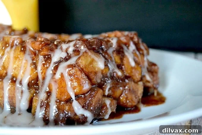 Saturday Showcase 3 Pepperidge Farm Apple Cinnamon Sweet Rolls and a fresh apple make this Monkey Bread a great addition to your breakfast!