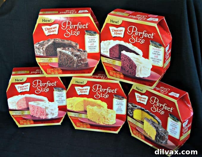 Duncan Hines Perfect Size Cakes - The included frosting and pan
