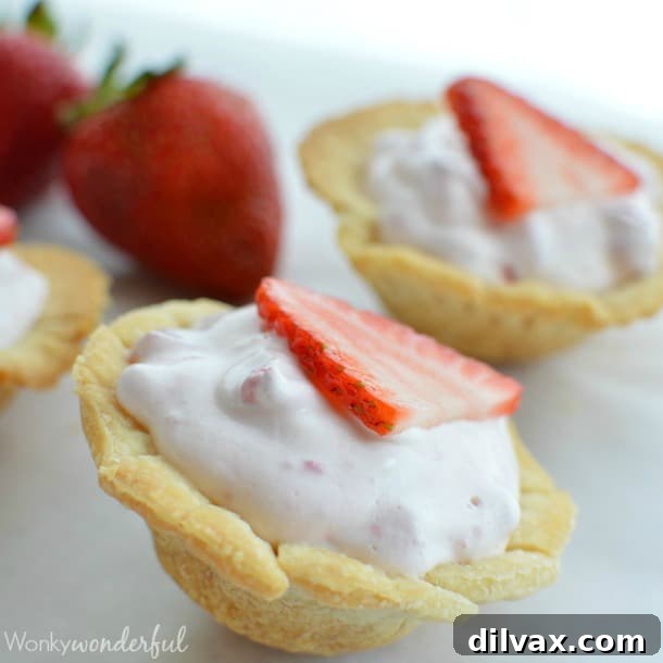 Guilt-free Skinny Mini Strawberry Pie Bites