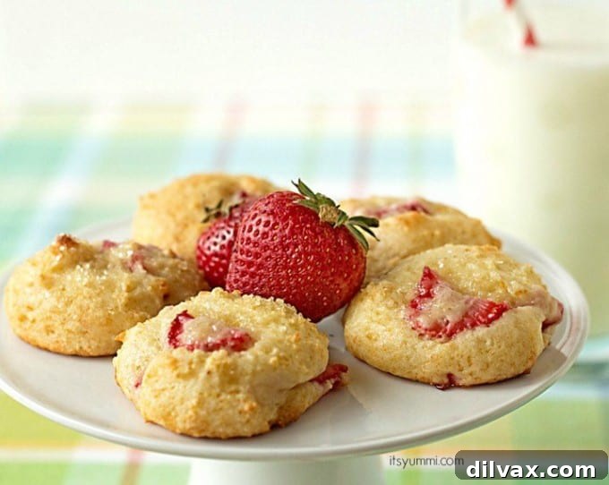 Soft Strawberry Yogurt Cookies