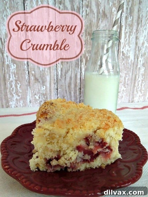 Juicy Strawberry Crumble Cake with buttery topping