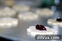 More cookie circles with jam filling