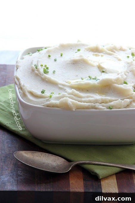 Creamy Slow Cooker Mashed Potatoes, a convenient and delicious side for any meal.