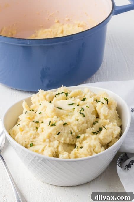 Vanilla-Kissed Mashed Potatoes 6 Mashed Vanilla Potatoes