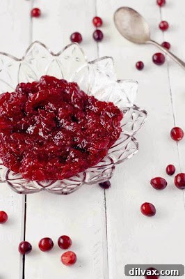 Sparkling champagne cranberry sauce in a glass bowl.